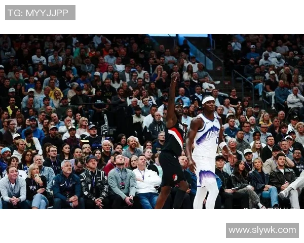 开拓者连续战胜豪强，夺得西部联盟榜首