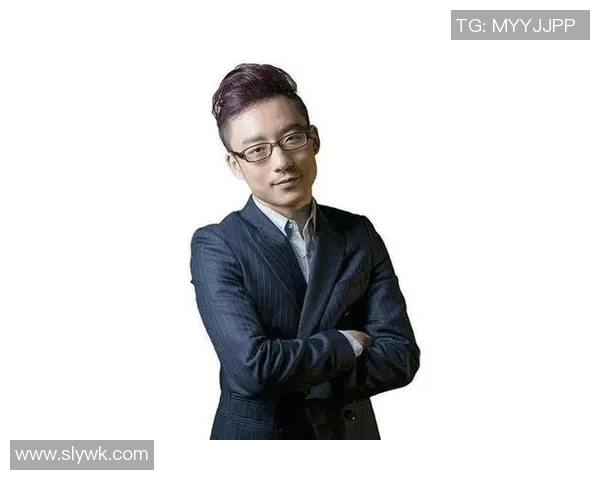 杨伟独家揭秘英雄联盟游戏策略与技巧分享助你提升段位与游戏体验